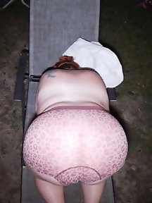 Annadevot - Golden shower obscenity in the shower